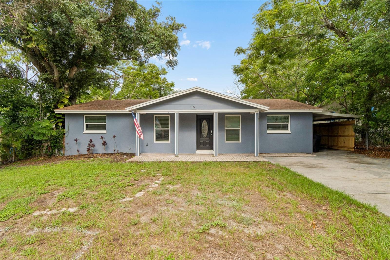 1124 Jadewood Ave
