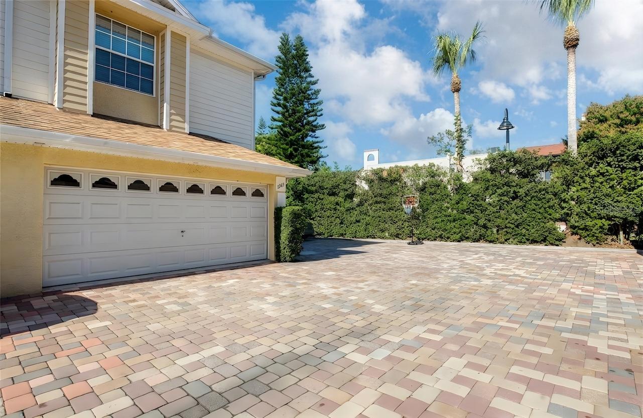 2982 Estancia Pl