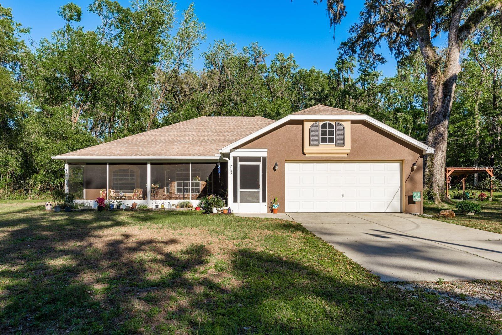 7182 Griffin Rd photo 1