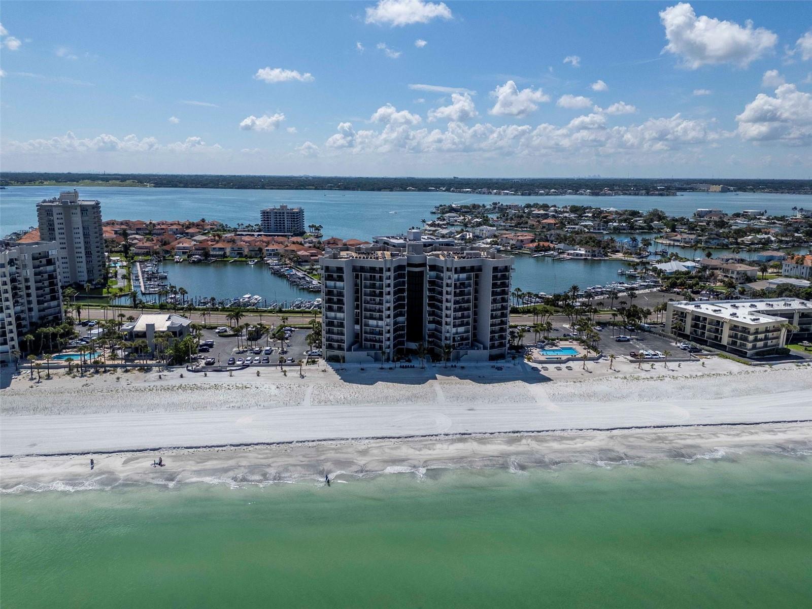1660 Gulf Blvd #407