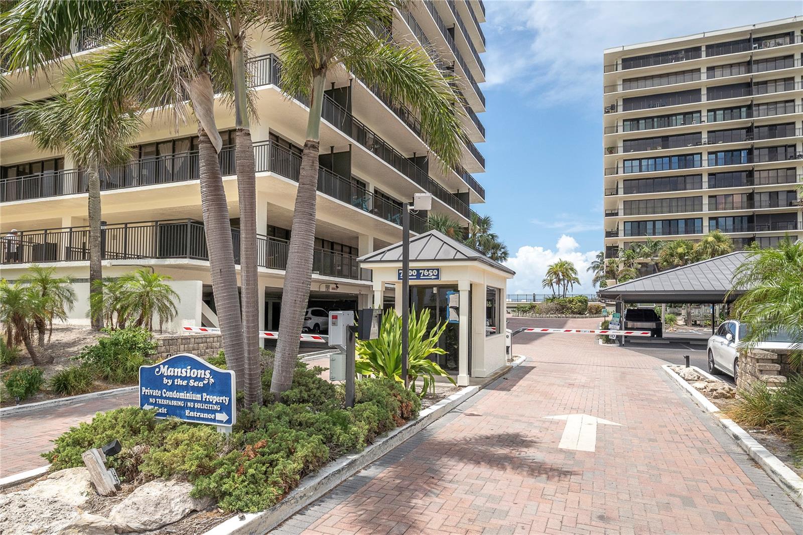 7600 Bayshore Dr #701