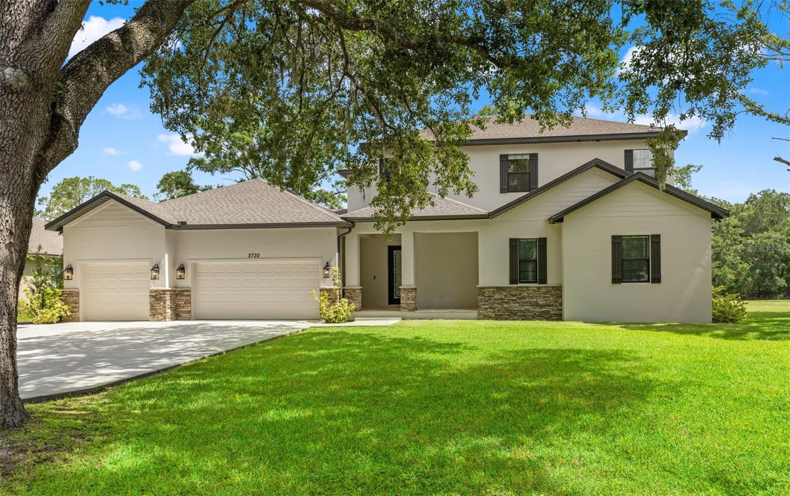 2730 Robertson Trl