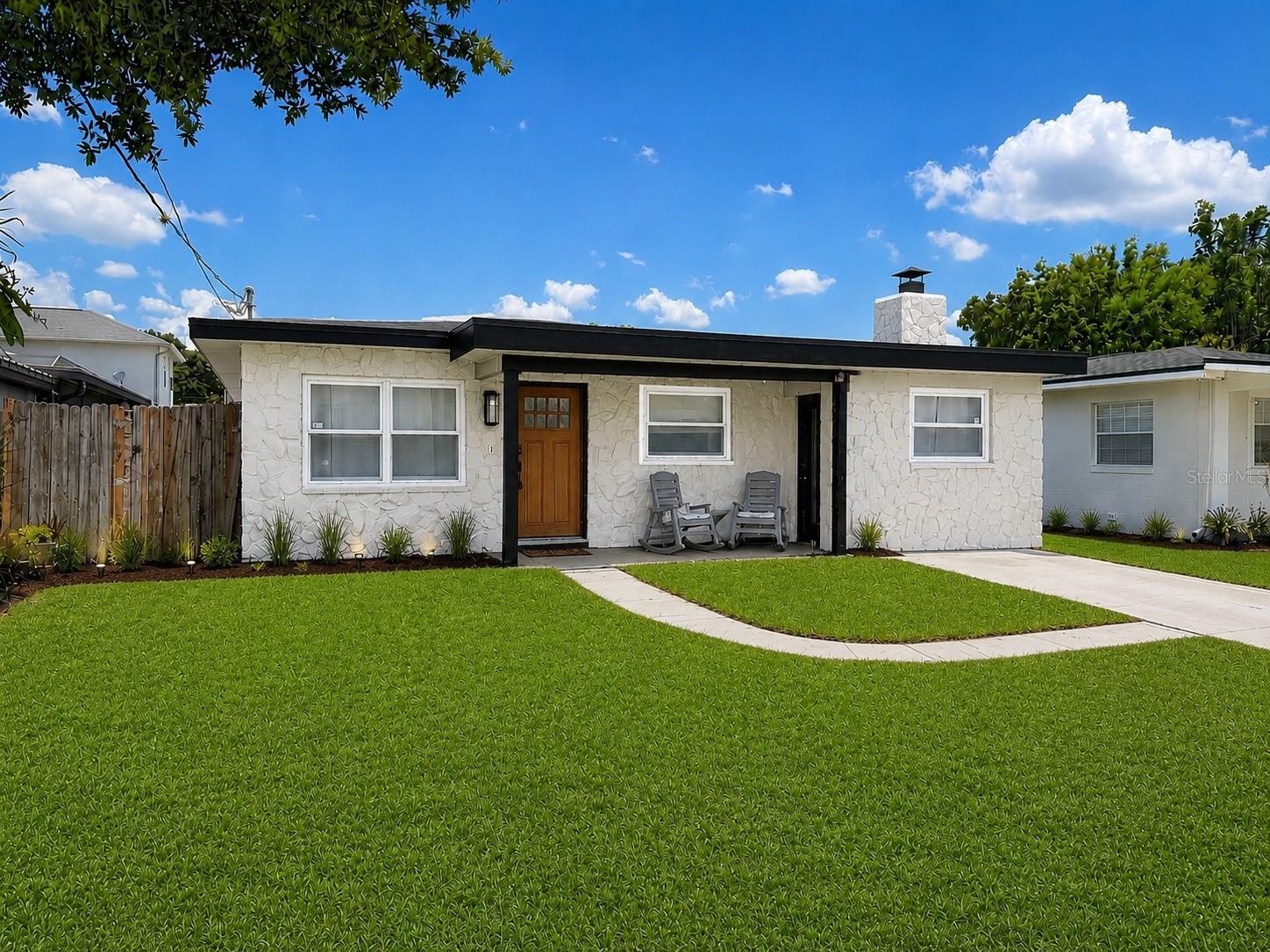 3313 W Kathleen St photo 1