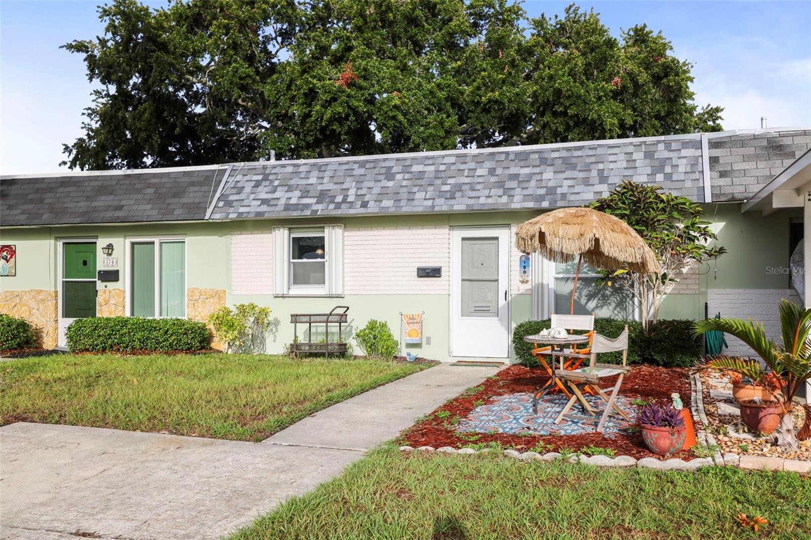 180 Sky Loch Dr W photo 1