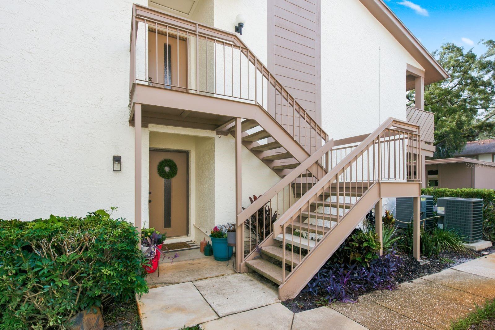 511 Mistletoe CT #C photo 1