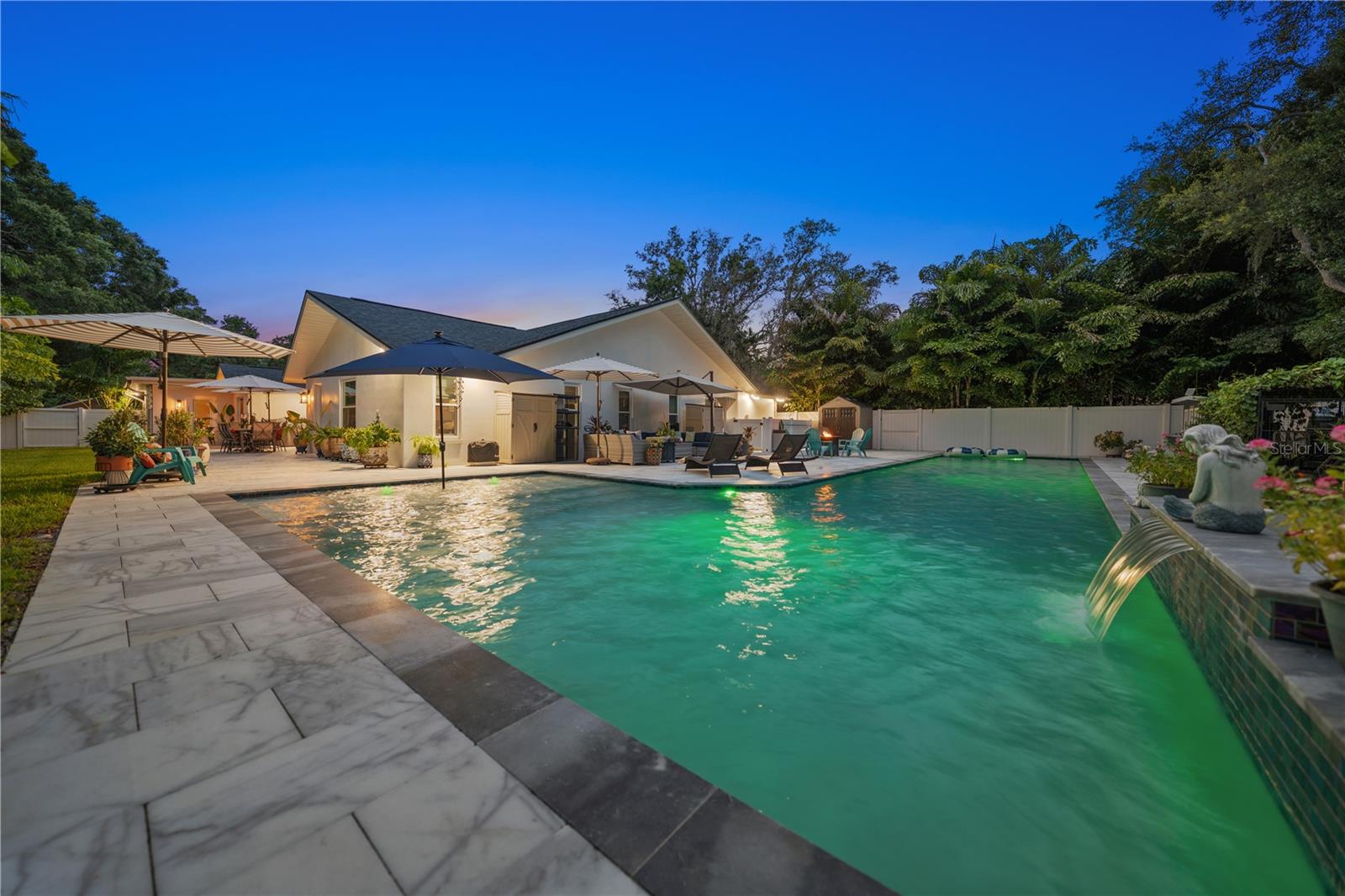 2423 Foxhead Way