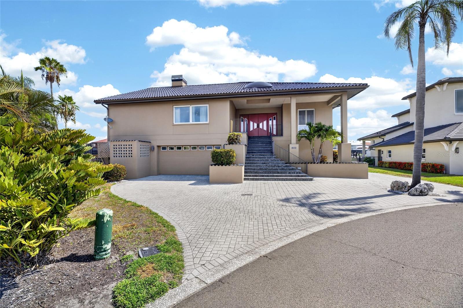 903 Capriccio Ln