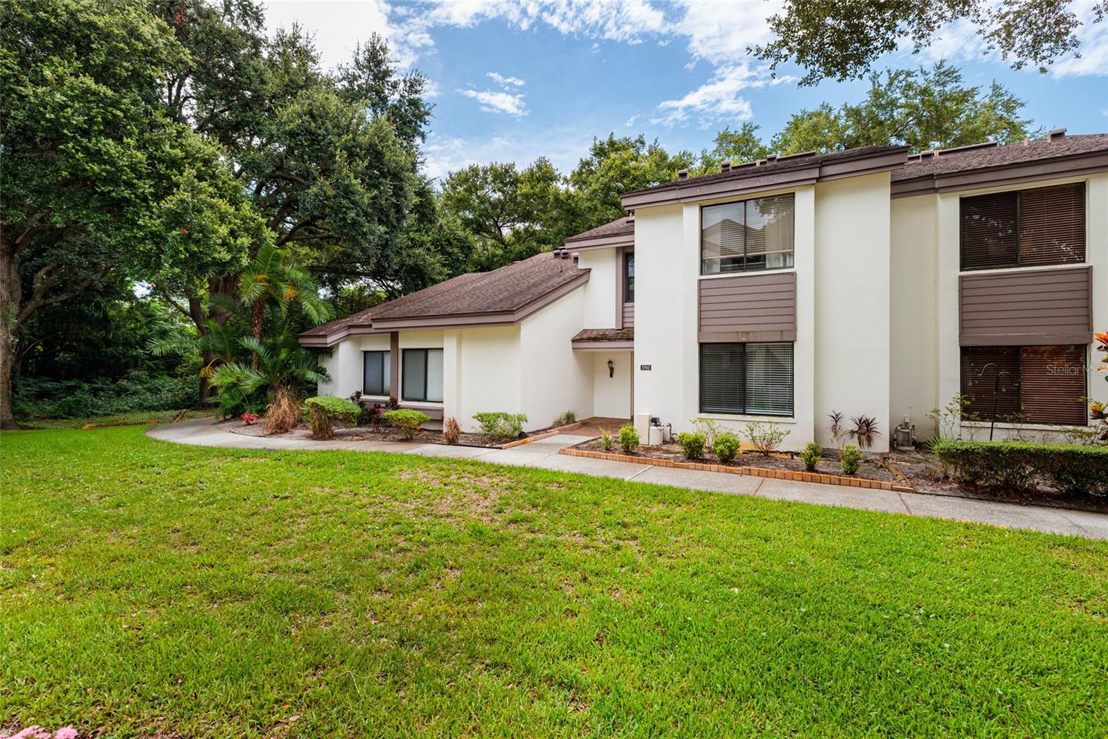 1750 Lake Cypress Dr #1002