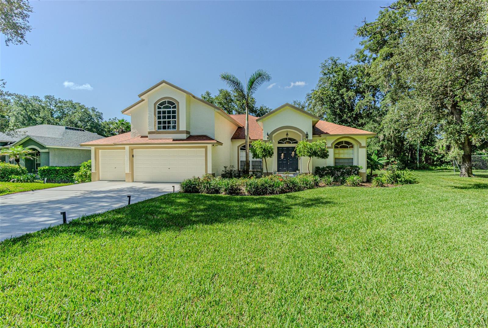 2409 Fox Forest Dr
