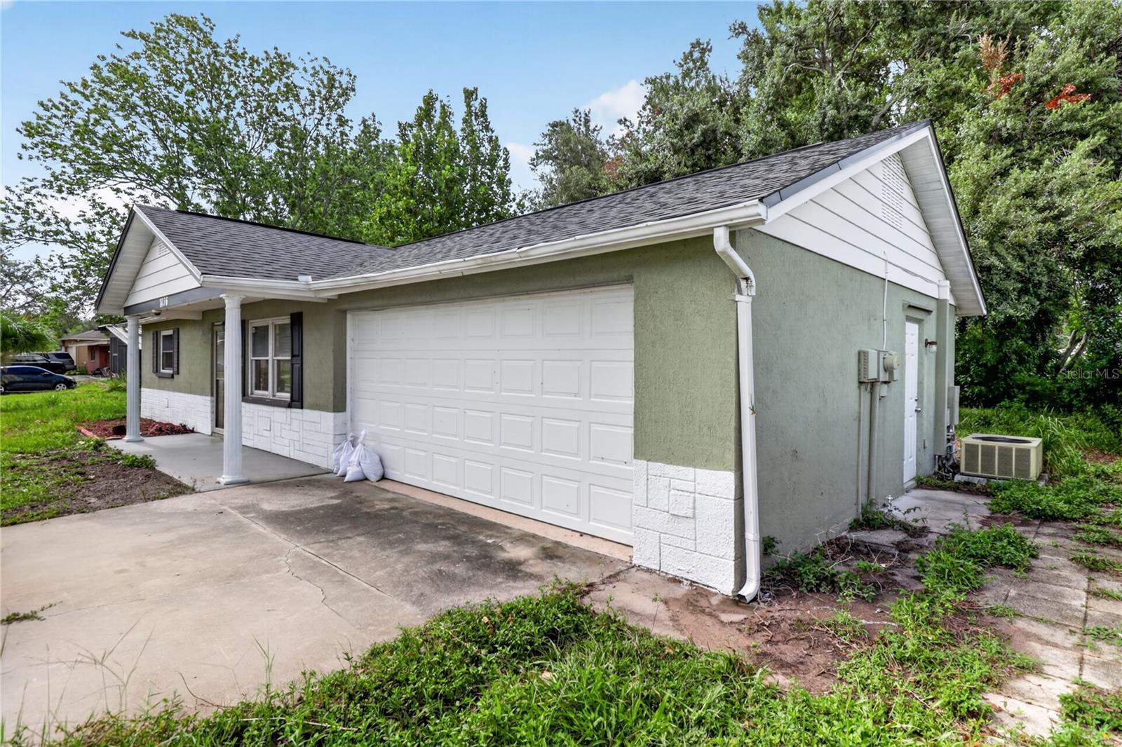 7036 Ashwood Dr