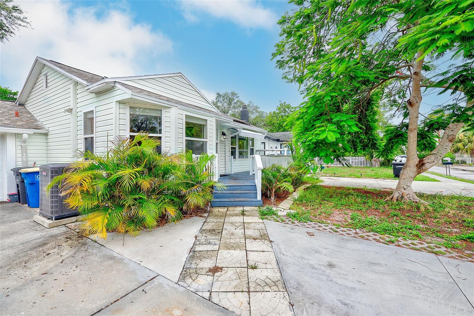 1929 Springtime Ave