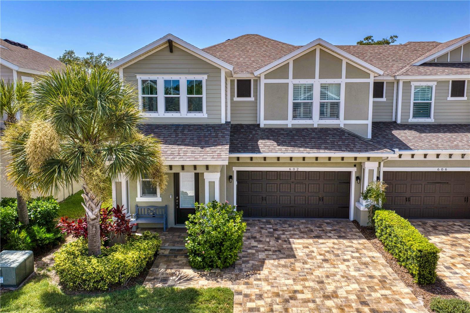 602 Ozona Village Dr photo 1