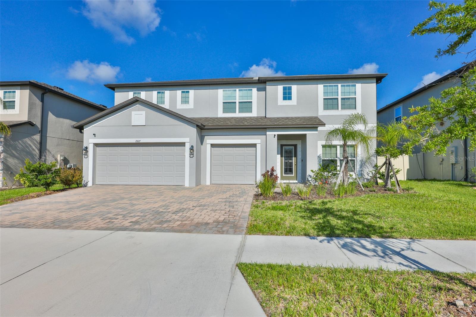 2927 Marine Grass Dr photo 1