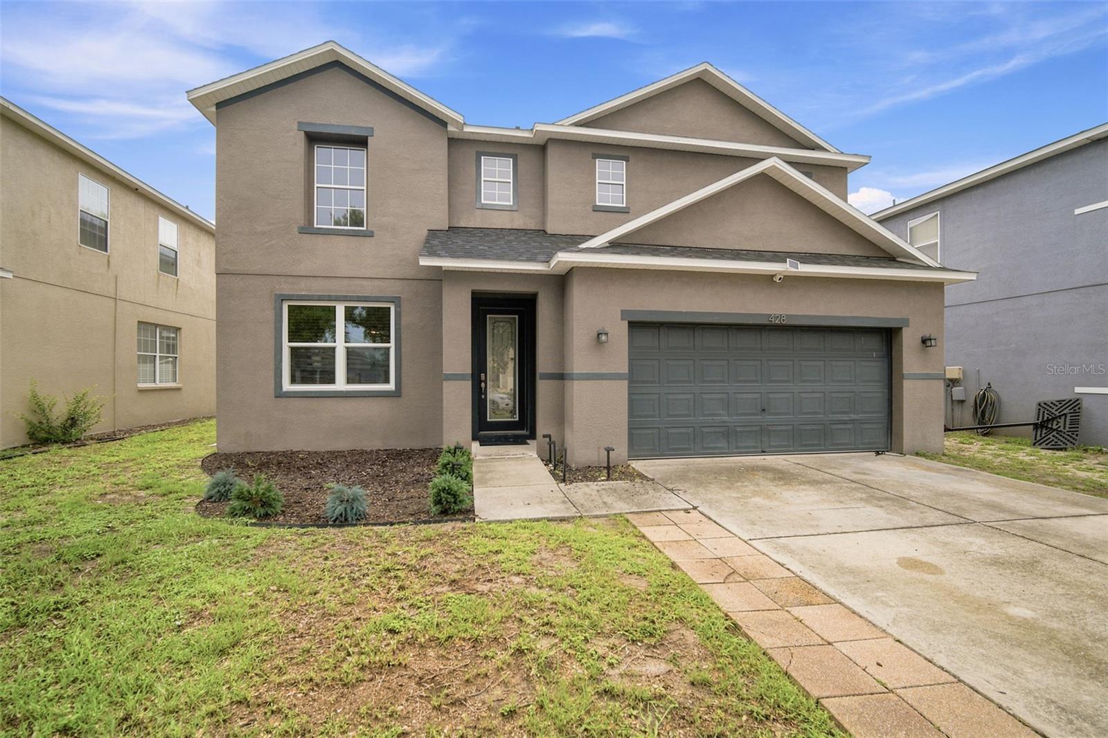 428 Chimney Rock Dr