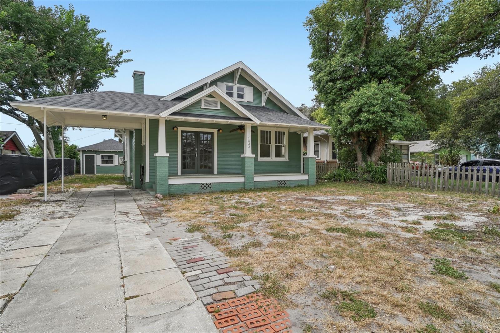 1533 E Elm Rd photo 1