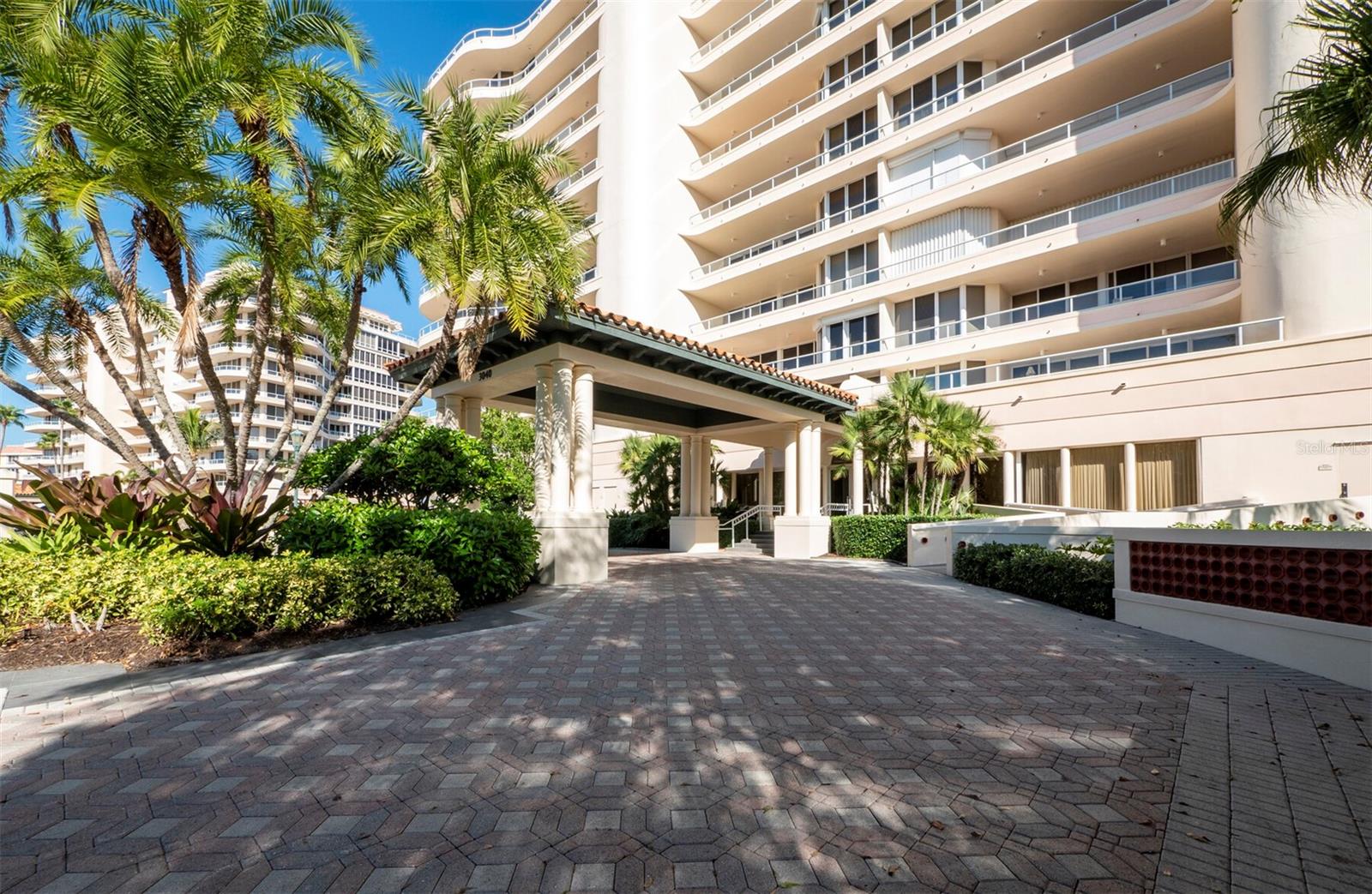 3040 Grand Bay Blvd #225 photo 1