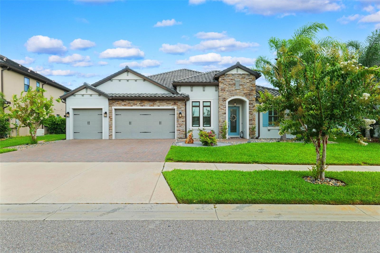 6126 Marsh Trail Dr