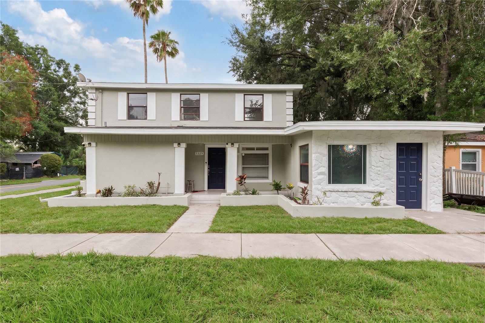 1325 E Laura St photo 1