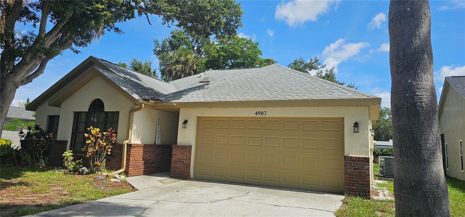 4907 82nd Pl E photo 1