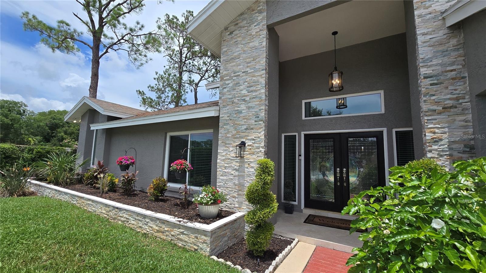 3297 Valemoor Dr
