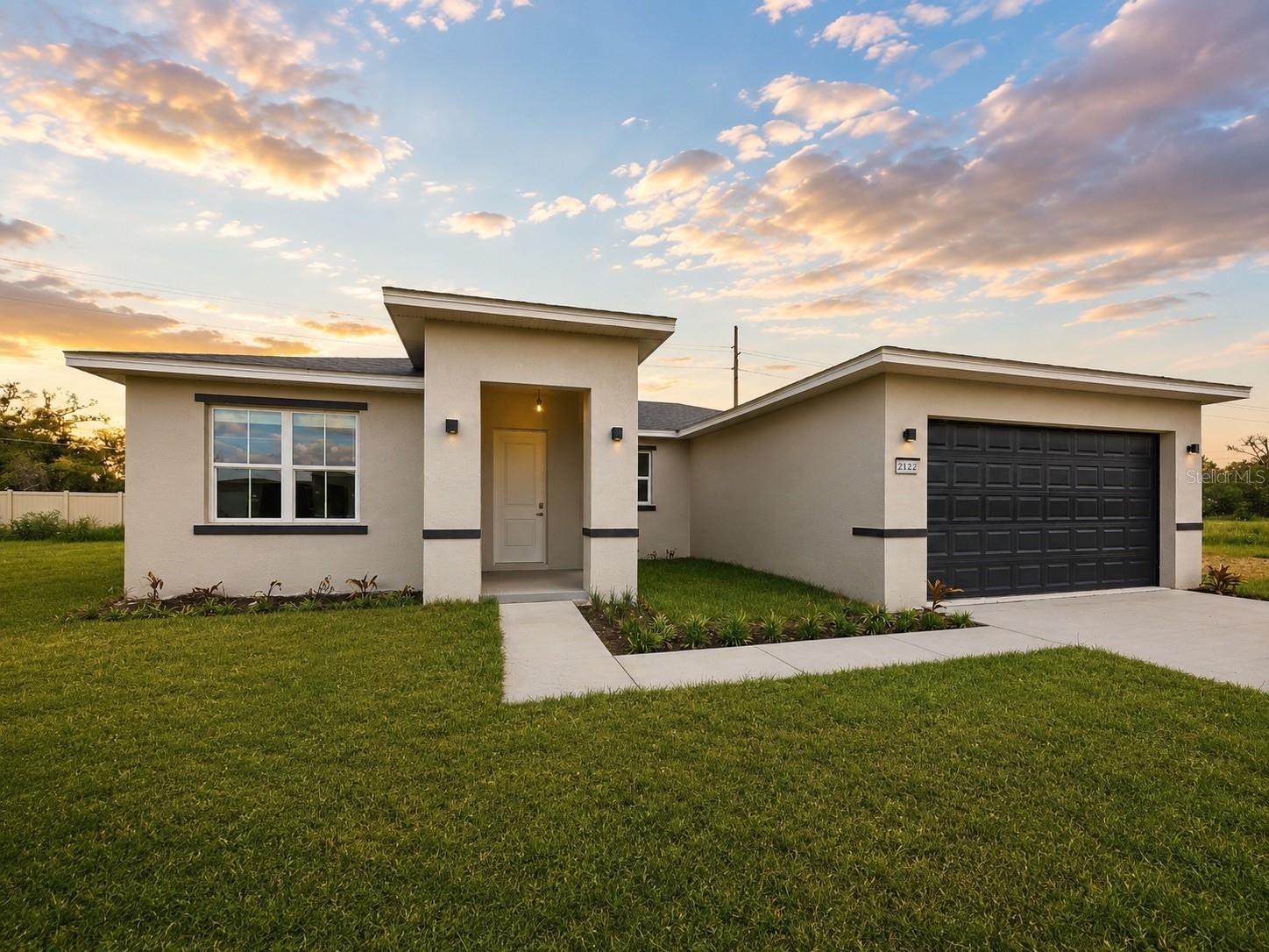 2122 River Hawk Loop photo 1