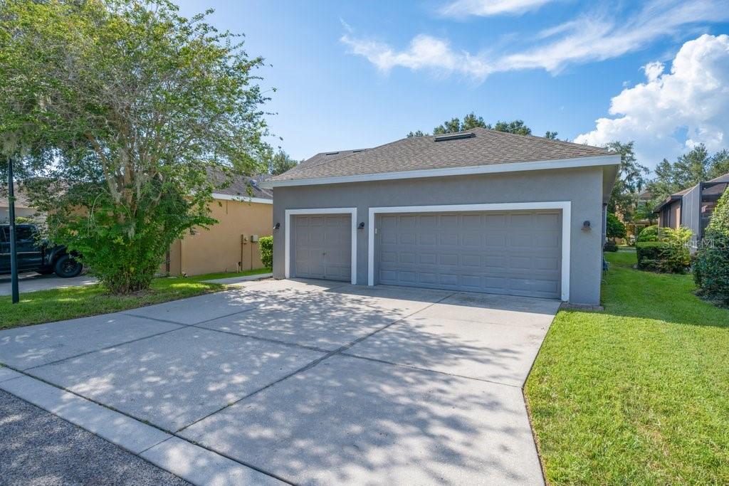 16013 Loneoak View Dr