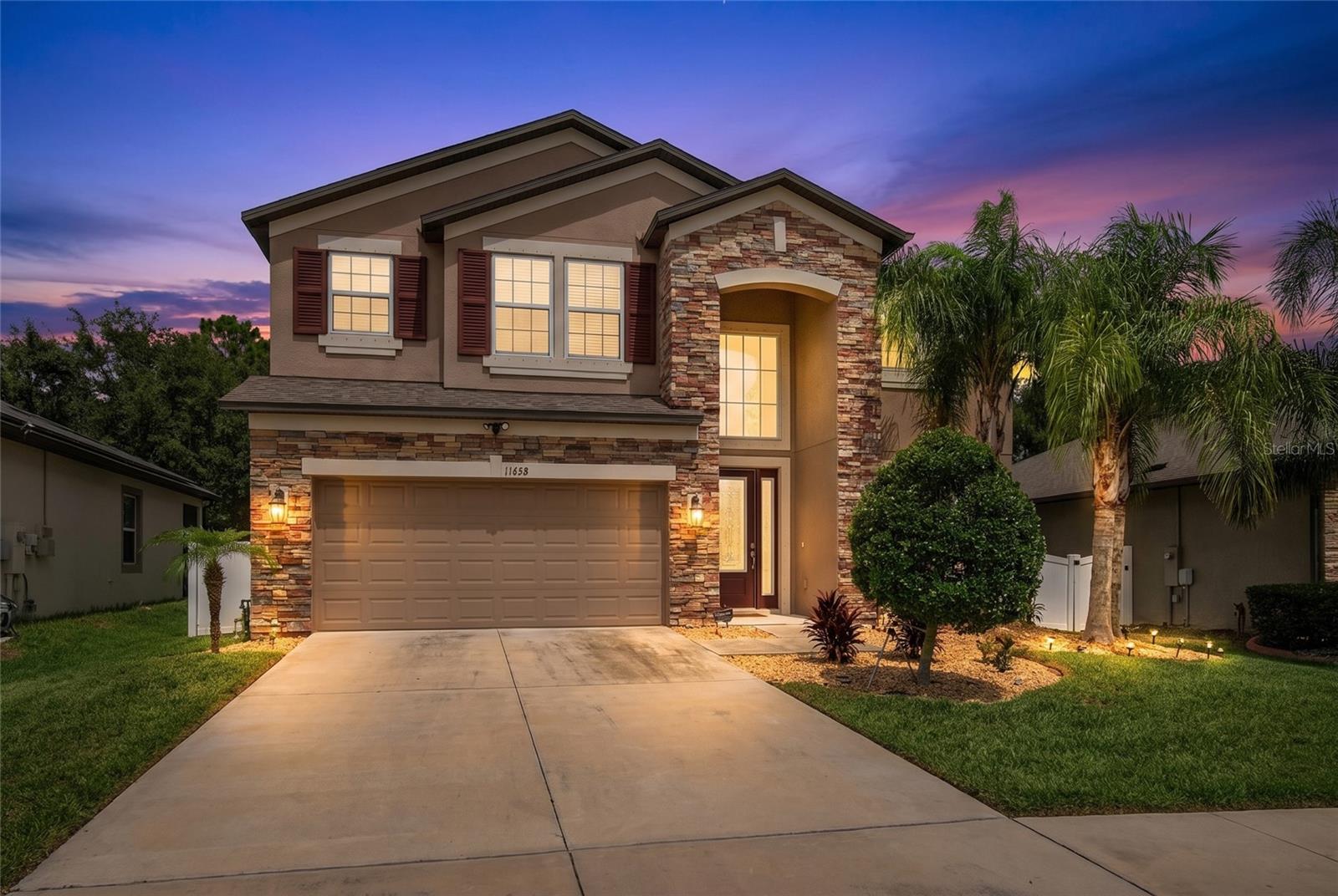 11438 Acacia Grove Ln