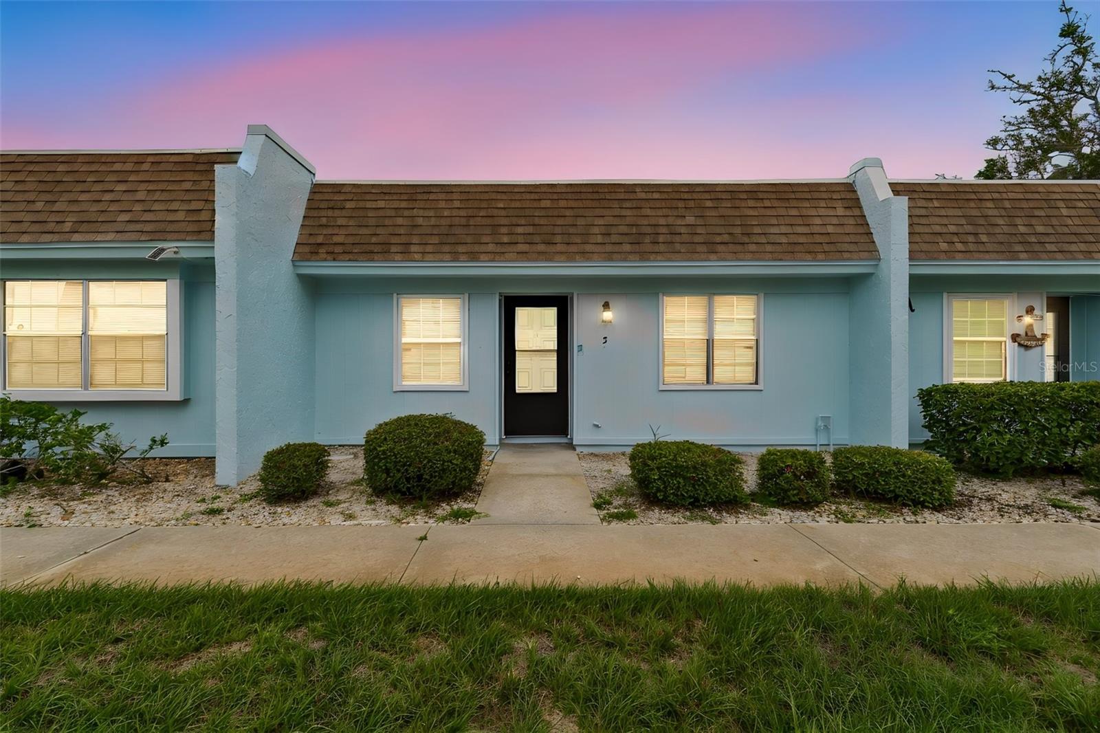 11110 Carriage Hill Dr #5 photo 1
