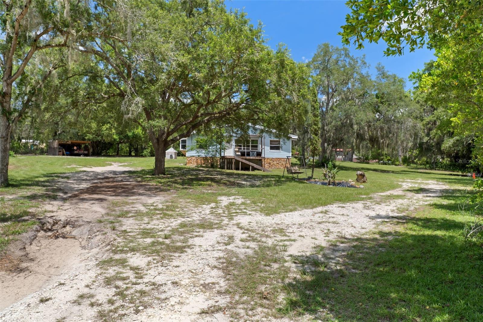 12042 Kamback Dr