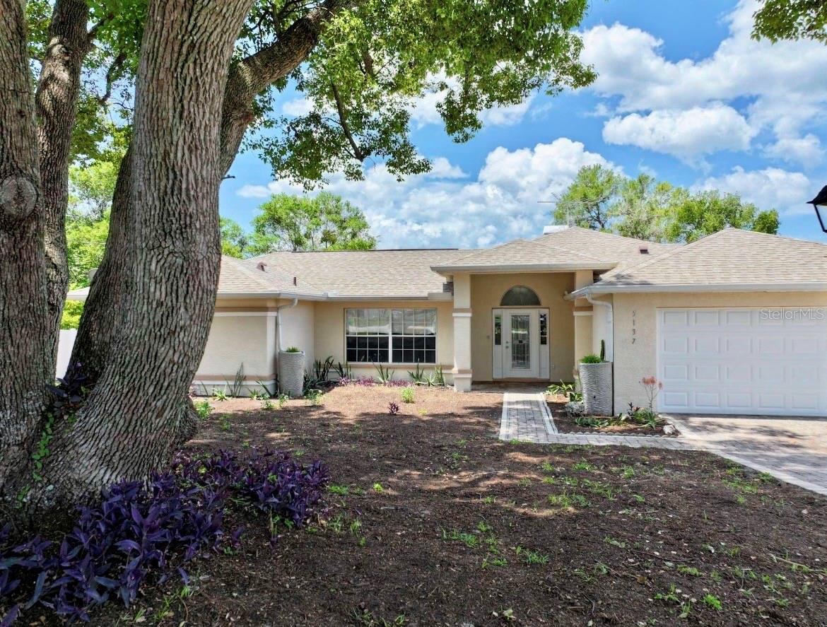 5137 Montford Cir photo 1