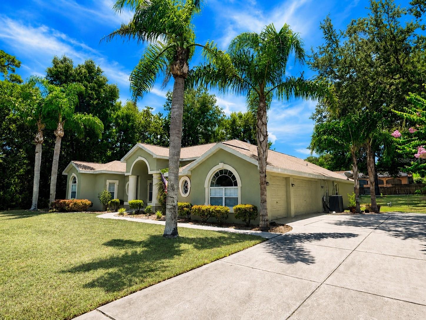 7552 River Country Dr