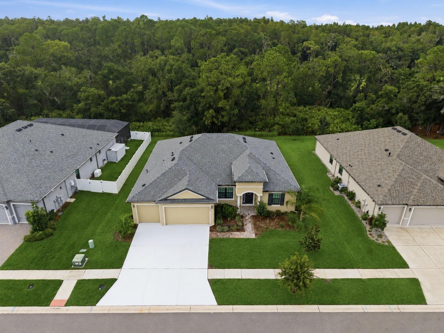 3908 Gaviota Dr