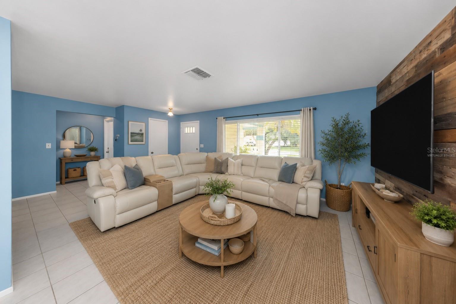 9237 Amazon Dr
