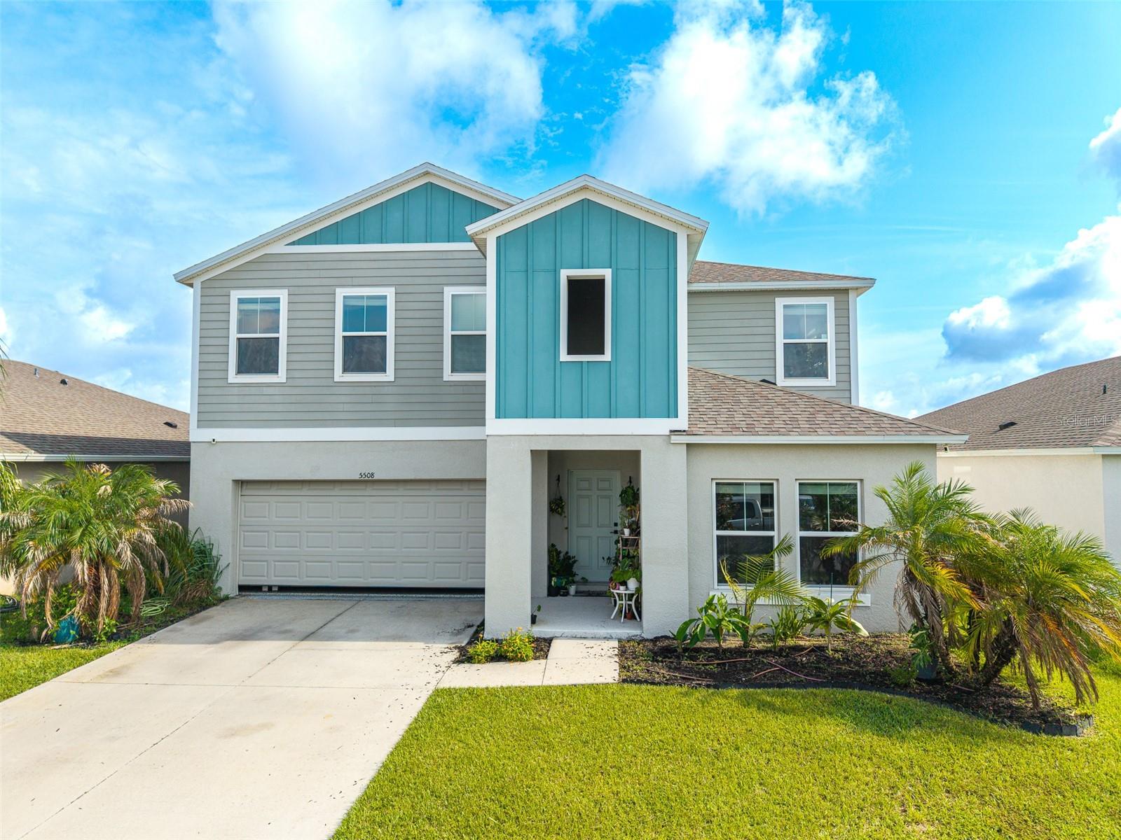 5508 Arlington River Dr photo 1