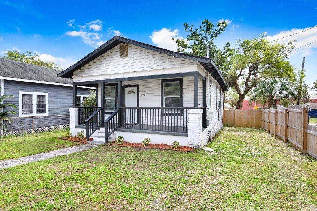 2701 E Columbus Dr