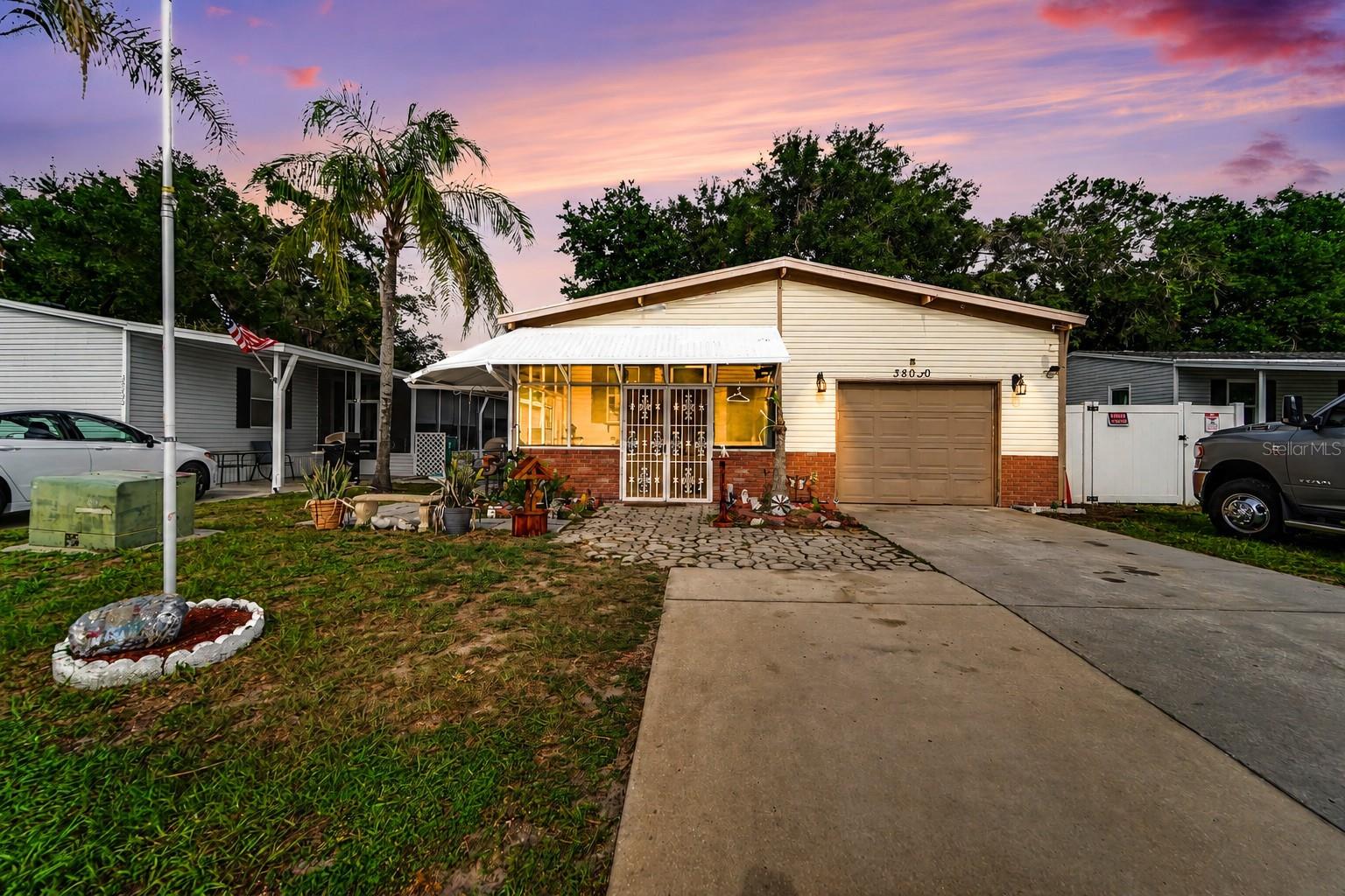 38030 Lawanda Loop photo 1