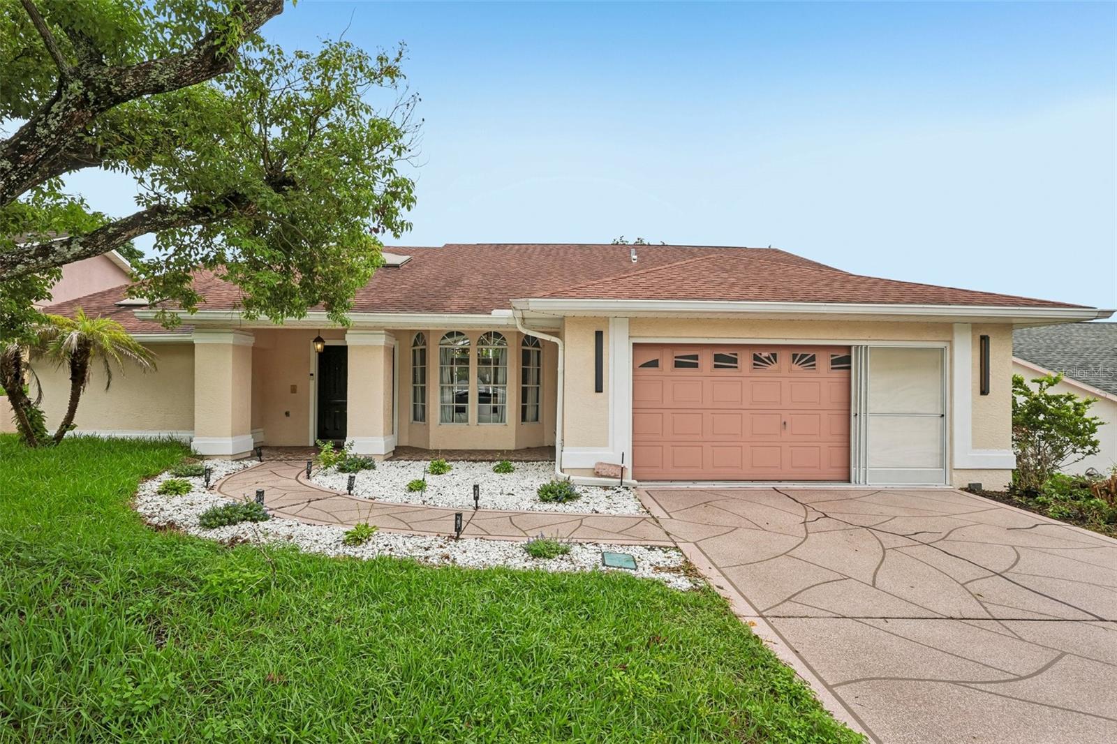 1260 Masada Ln photo 1