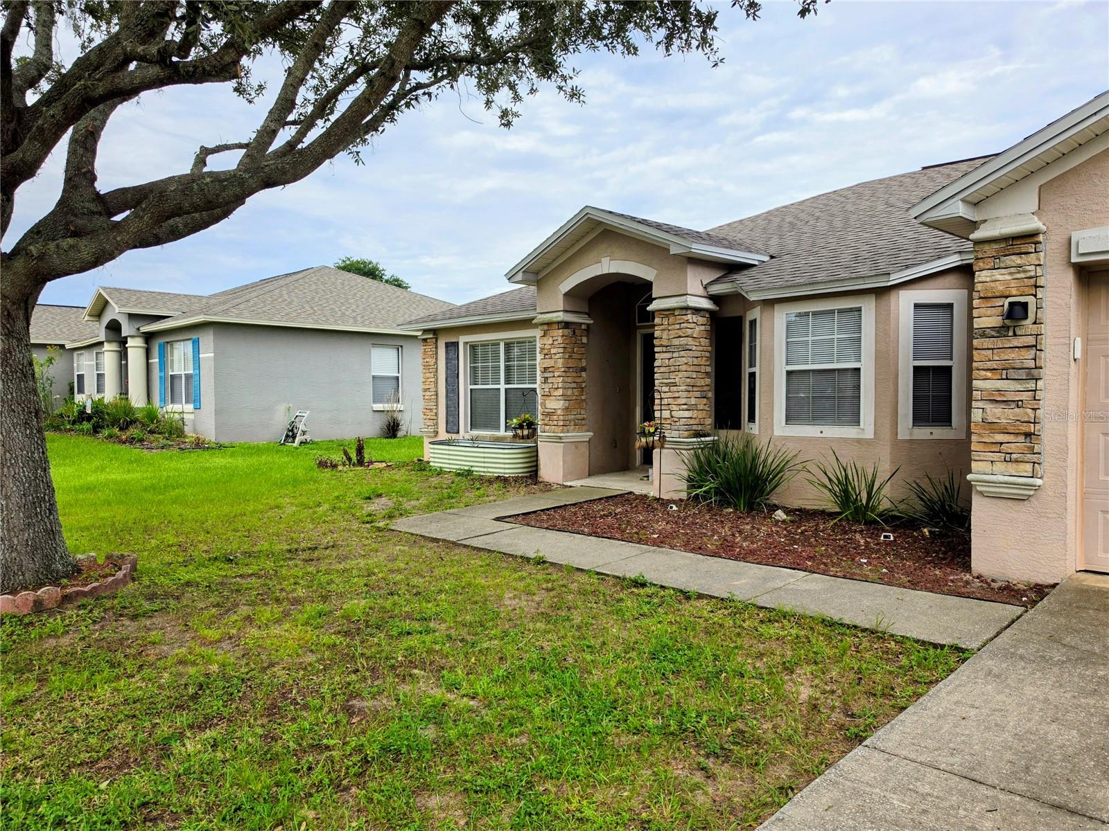 7973 Oak Run Cir
