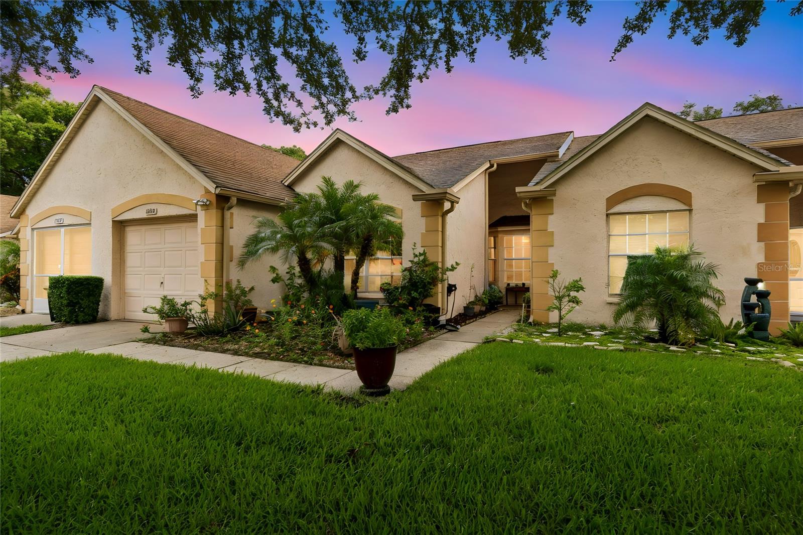 11512 Versailles Ln #11512 photo 1