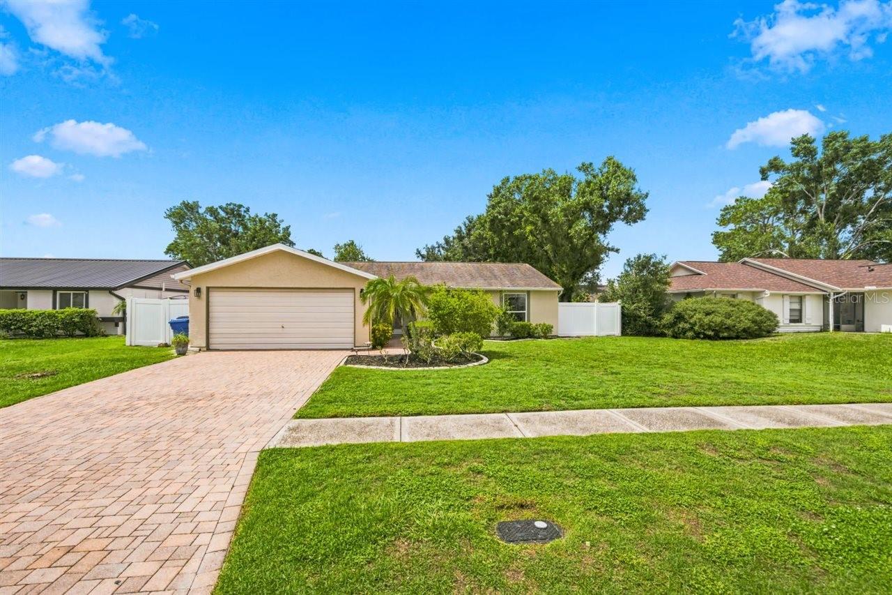 5309 Black Pine Dr