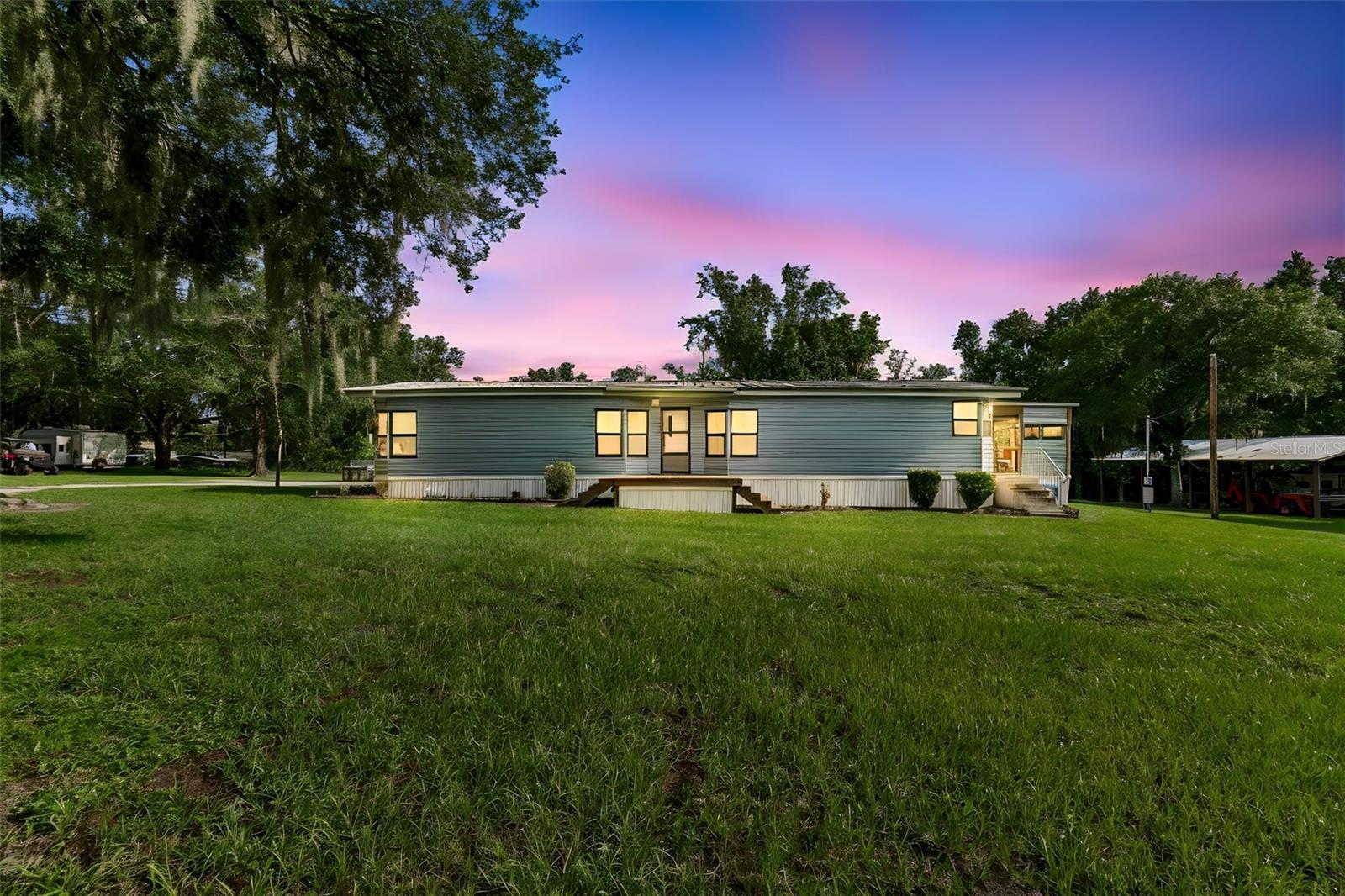 6325 Oakview Ln photo 1
