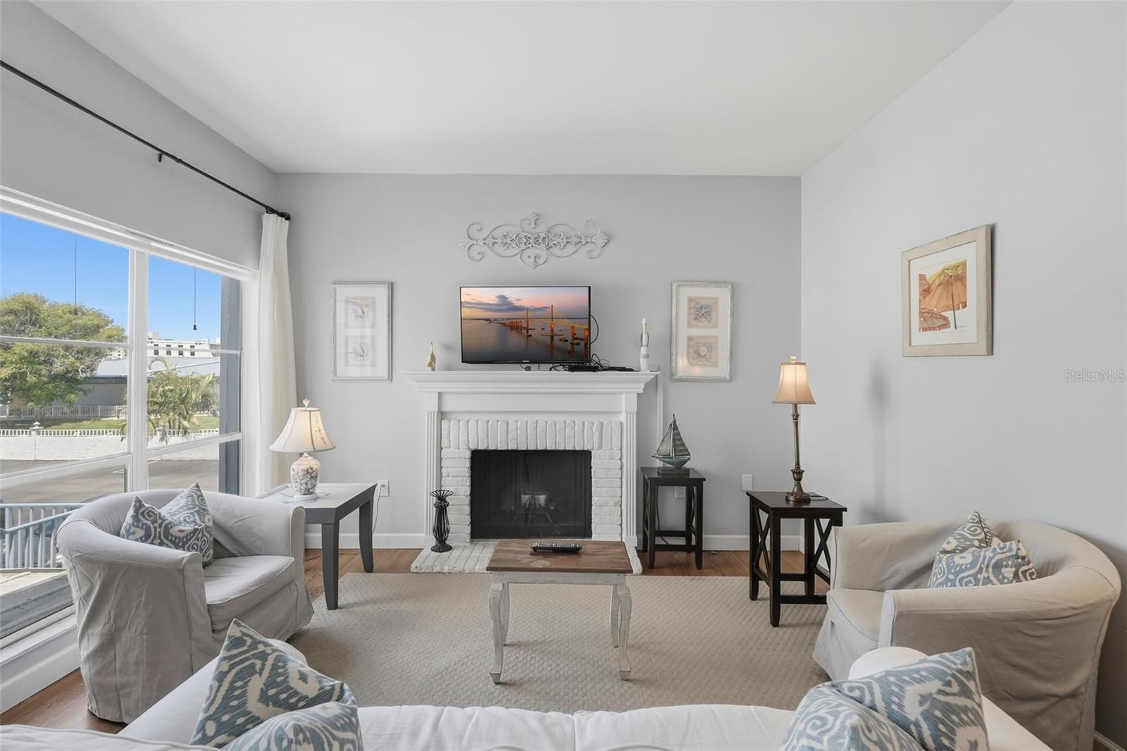 175 Medallion Blvd #F