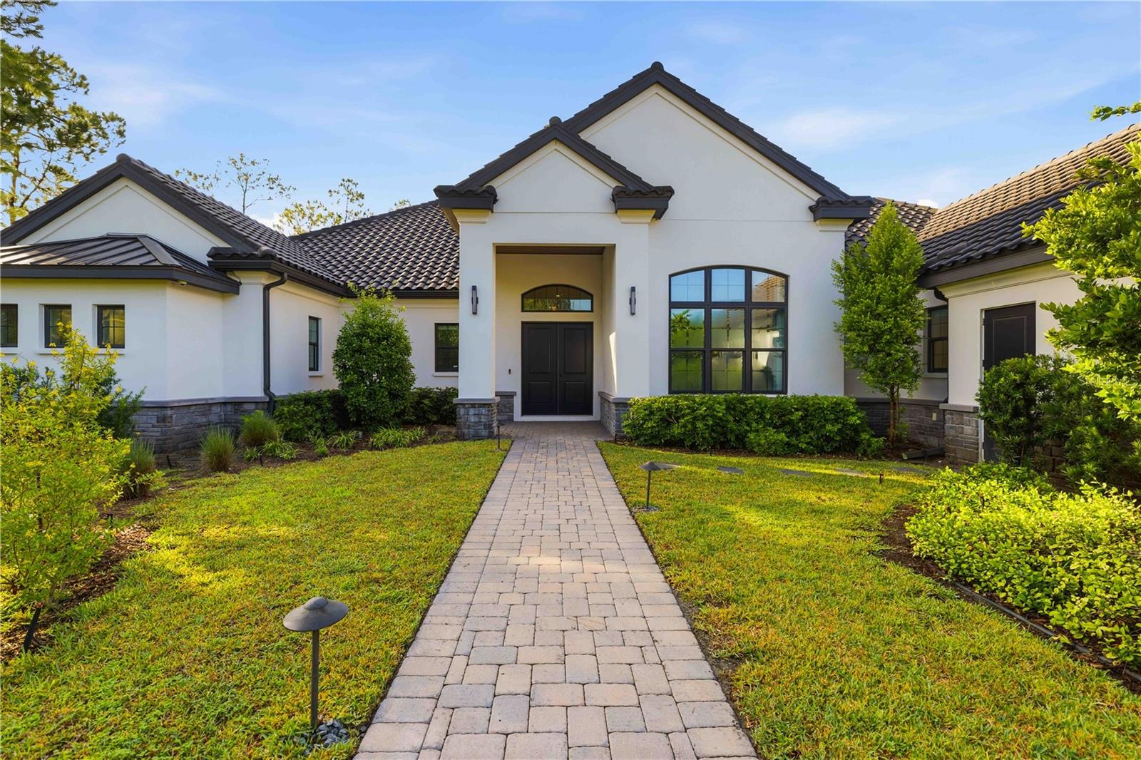 21724 Deer Pointe Xing photo 1