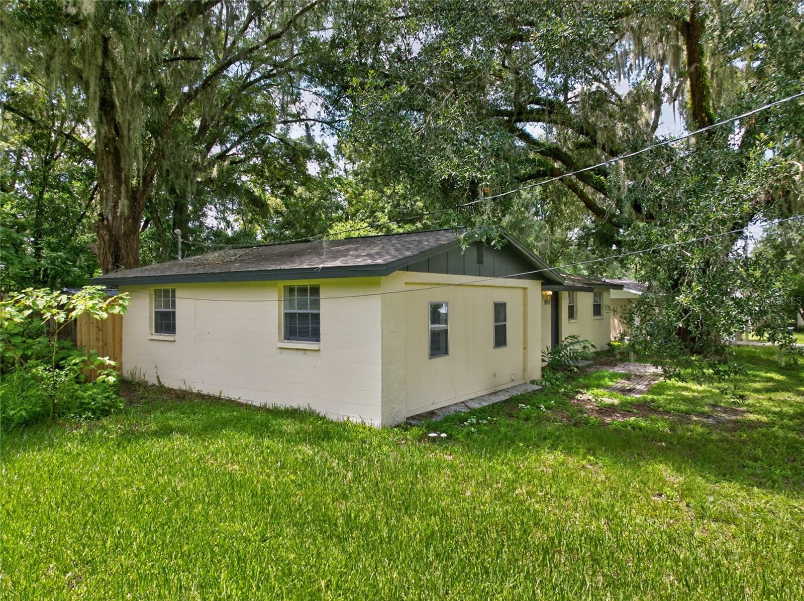 26356 Rolling Acres Dr