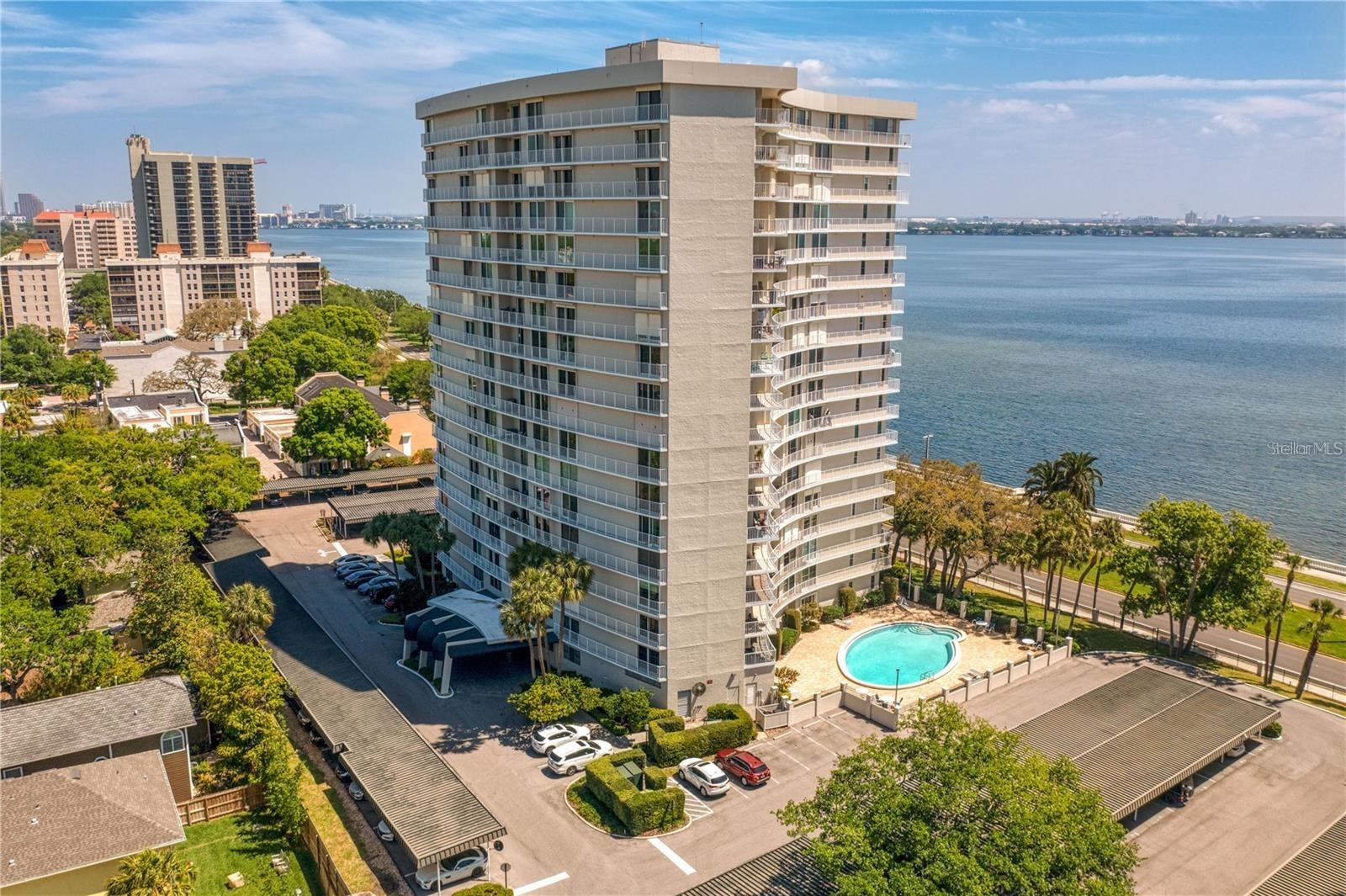 2611 Bayshore Blvd #303
