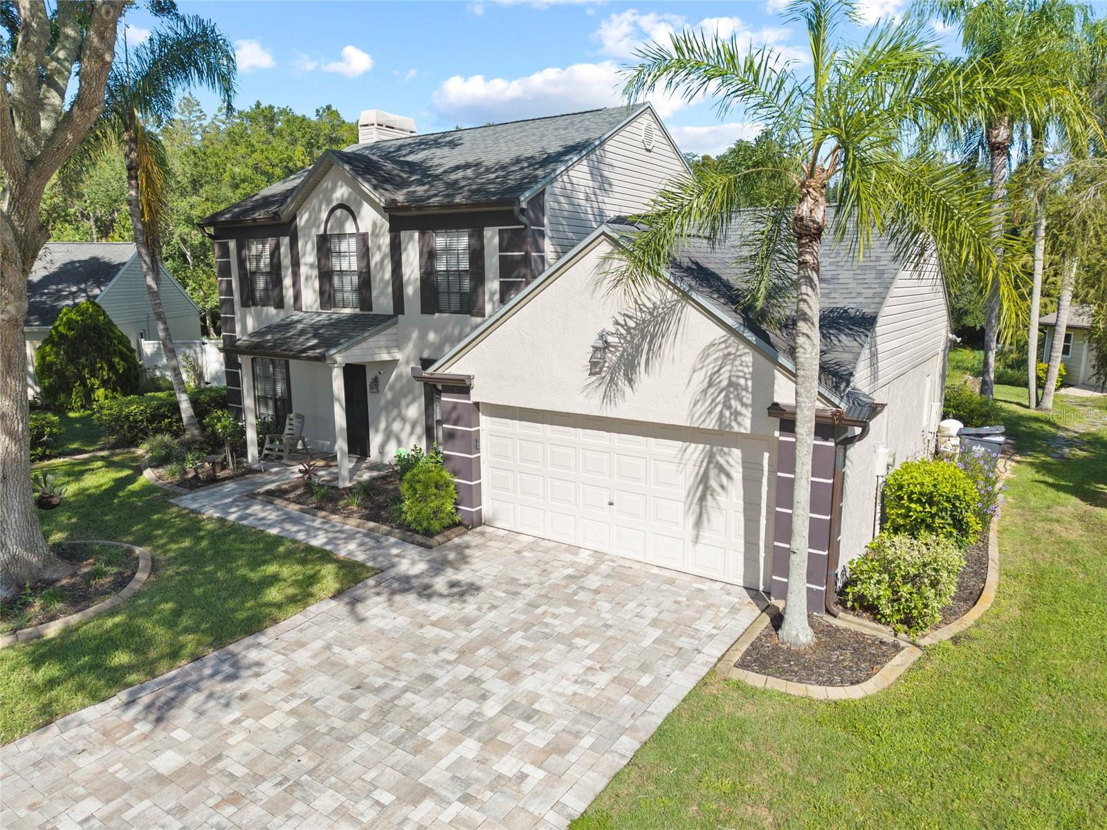 16126 Country Crossing Dr photo 1