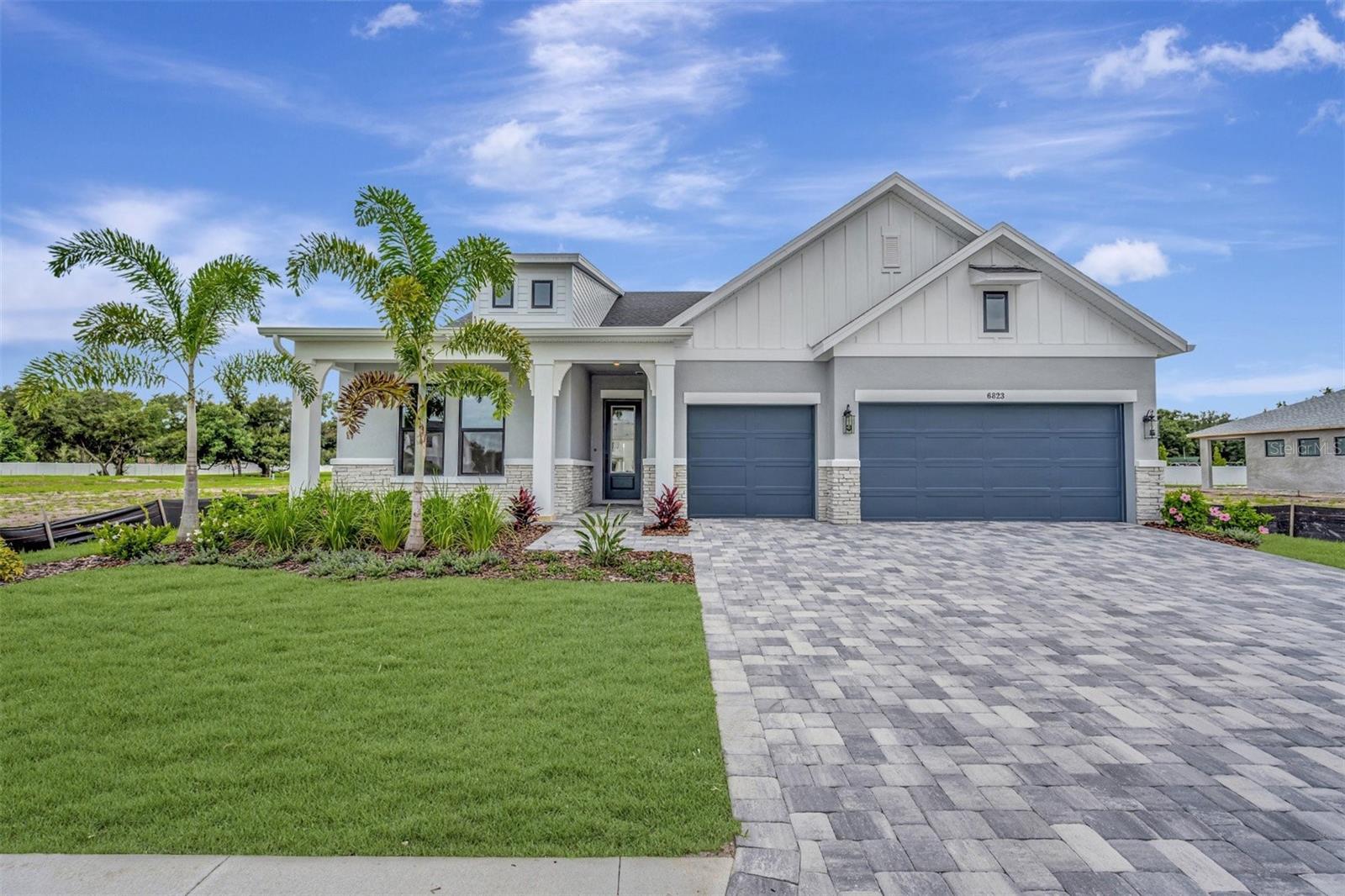 6823 Heron Meadow Dr photo 1