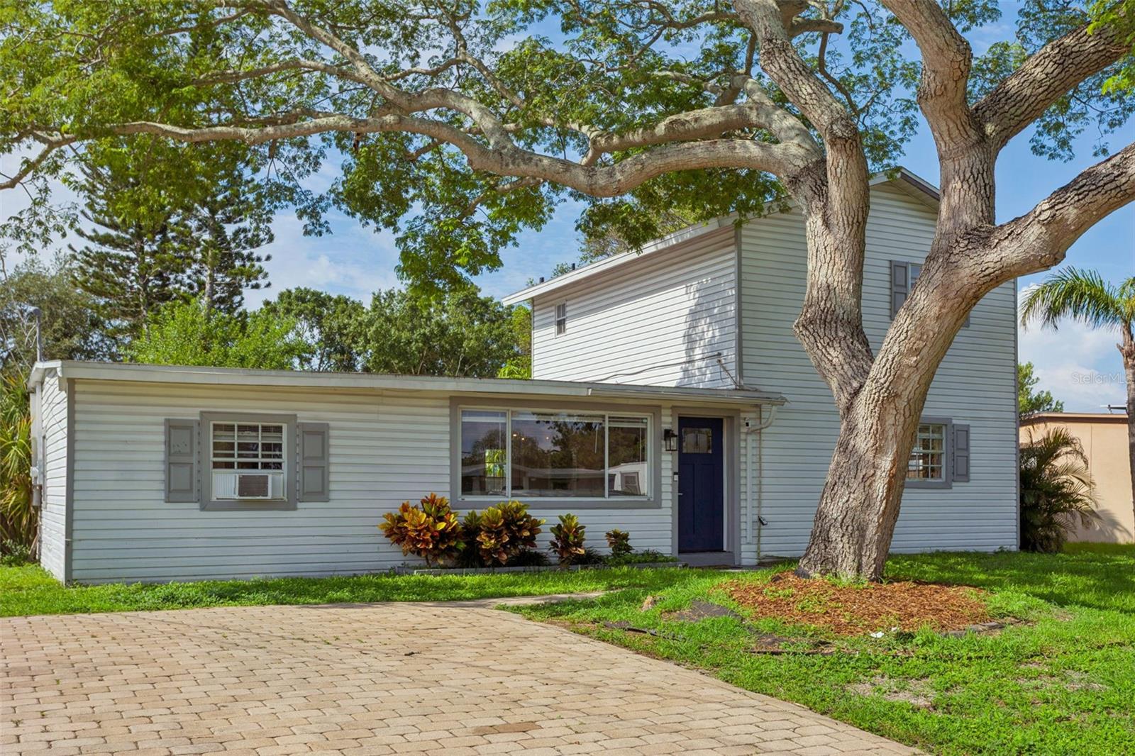 4012 W Fairview Hts photo 1