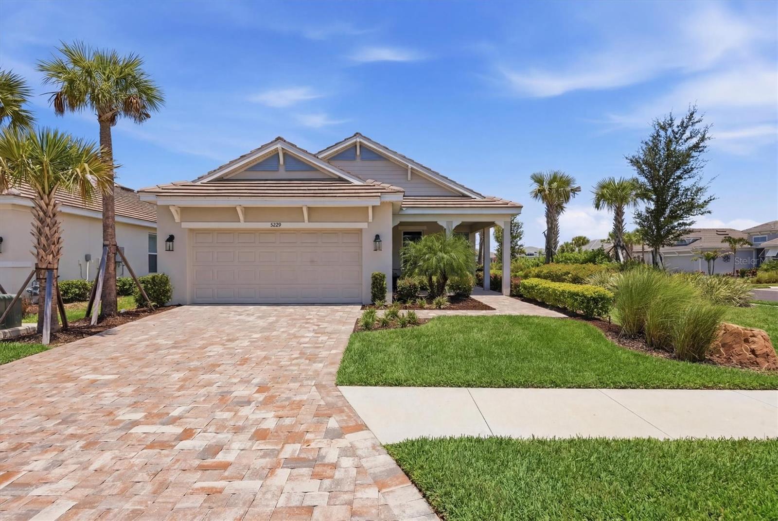 5229 Savino Cir photo 1