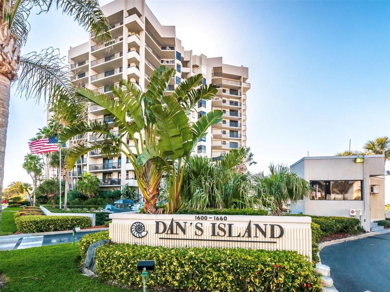 1660 Gulf Blvd #PH1
